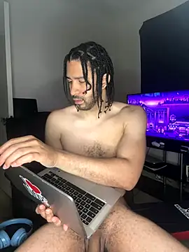 Snapshot of KingKevo27 chatting on October 2025 06:15:01 AM KingKevo27 online show from October 2025 06:15:01 AM