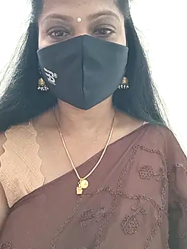 Snapshot of shivani27 chatting on November 2025 08:40:01 AM shivani27 online show from November 2025 08:40:01 AM