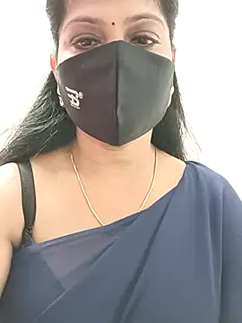 Snapshot of shivani27 chatting on October 2025 08:05:01 AM shivani27 online show from October 2025 08:05:01 AM