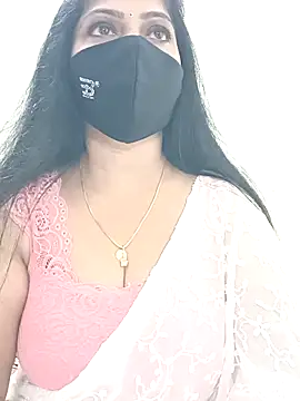 Snapshot of shivani27 chatting on May 2026 06:02:02 PM shivani27 online show from May 2026 06:02:02 PM