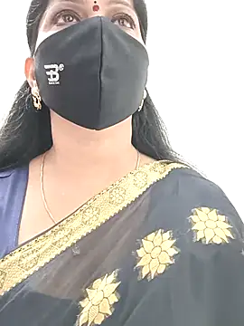 Snapshot of shivani27 chatting on September 2025 02:28:02 PM shivani27 online show from September 2025 02:28:02 PM