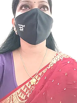 Snapshot of shivani27 chatting on September 2025 07:15:02 AM shivani27 online show from September 2025 07:15:02 AM