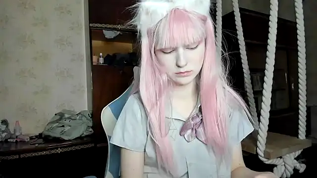 kioshi kiss online show from December 2025 05:47:02 PM