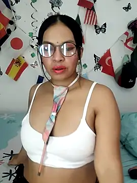 Snapshot of AntonelaMorriz chatting on July 2026 10:00:01 AM AntonelaMorriz online show from July 2026 10:00:01 AM