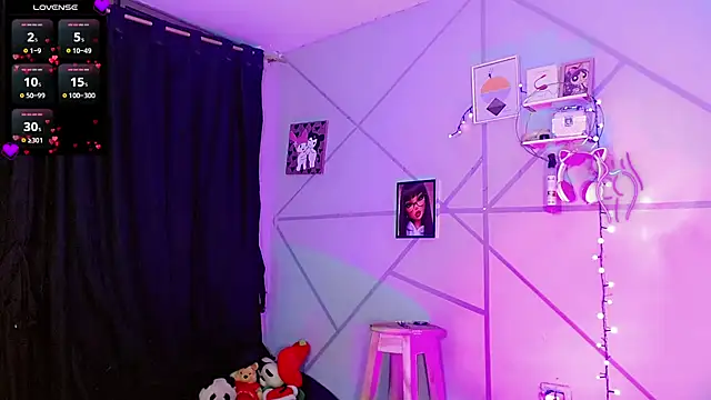 Aishasexy18 online show from September 2025 11:04:02 PM