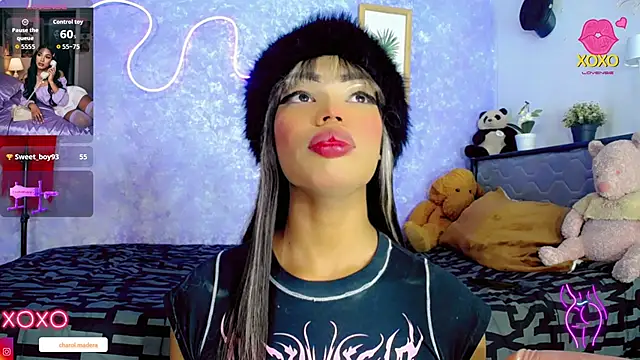 Snapshot of Aishasexy18 chatting on November 2025 04:44:01 AM Aishasexy18 online show from November 2025 04:44:01 AM