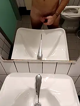 losteccafisso online show from February 2026 12:59:02 PM