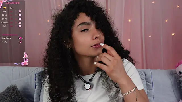 Victoria Curly online show from October 2025 01:15:01 AM