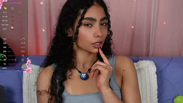 Victoria Curly online show from September 2025 08:46:02 PM
