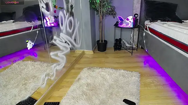 ScarlettJakobs online show from October 2025 07:05:02 AM