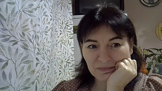 Snapshot of Krystal_82 chatting on December 2025 03:44:01 PM Krystal 82 online show from December 2025 03:44:01 PM