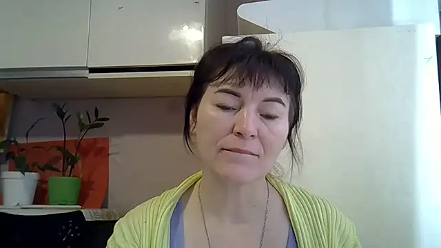 Krystal 82 online show from February 2026 08:25:01 AM