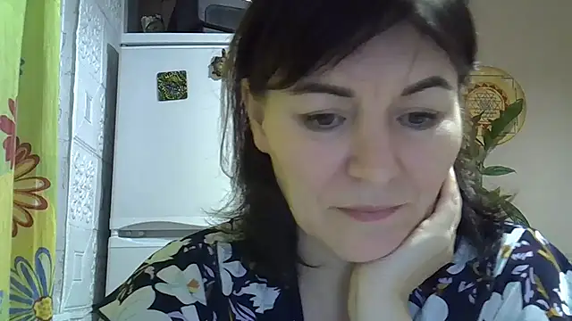 Snapshot of Krystal_82 chatting on November 2025 07:35:02 PM Krystal 82 online show from November 2025 07:35:02 PM