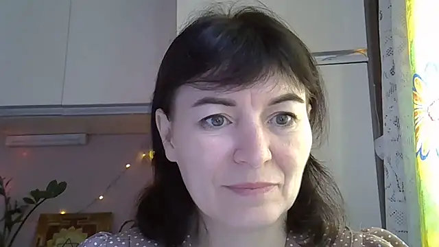 Snapshot of Krystal_82 chatting on October 2025 07:40:02 AM Krystal 82 online show from October 2025 07:40:02 AM