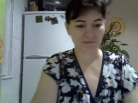 Snapshot of Krystal_82 chatting on November 2025 05:39:02 PM Krystal 82 online show from November 2025 05:39:02 PM