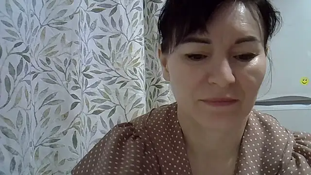 Krystal 82 online show from January 2026 02:43:02 PM