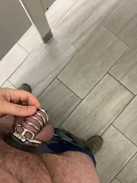 Malesub-84 online show from October 2025 12:35:03 PM