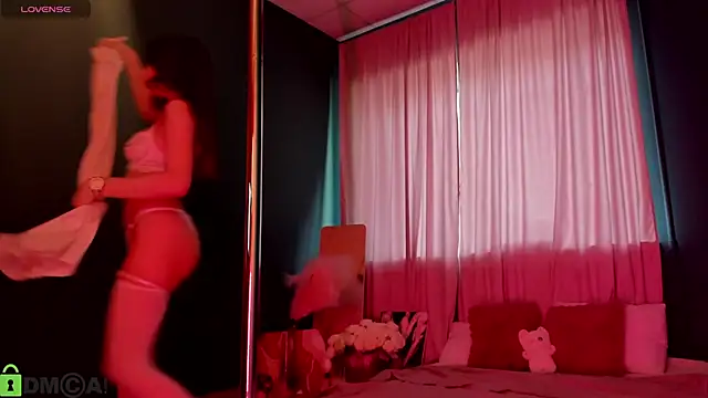 Lillie Miller online show from April 2026 11:26:01 AM