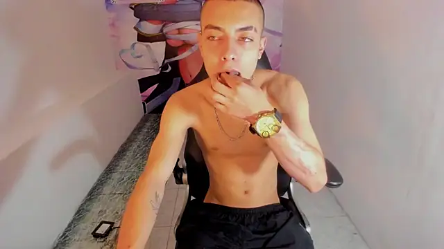 Dereck Boy8 online show from December 2025 03:44:02 AM