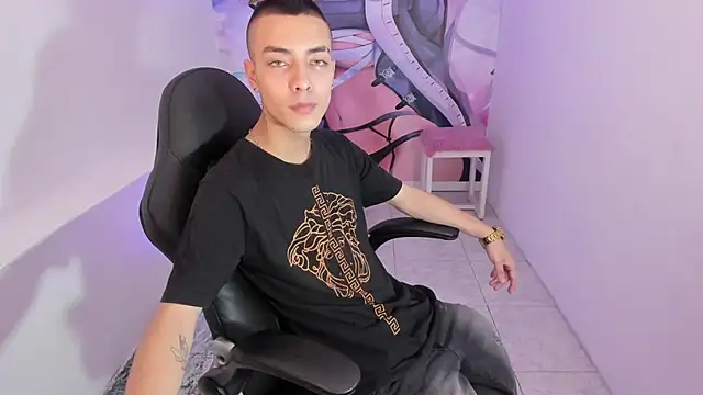 Dereck Boy8 online show from November 2025 07:51:02 PM