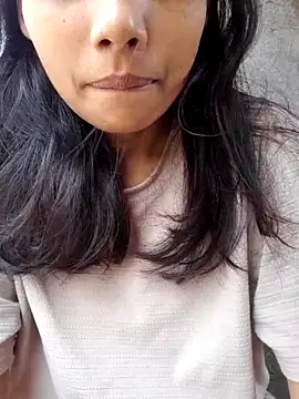 Snapshot of queen_girl_ chatting on September 2025 05:36:01 AM queen girl online show from September 2025 05:36:01 AM