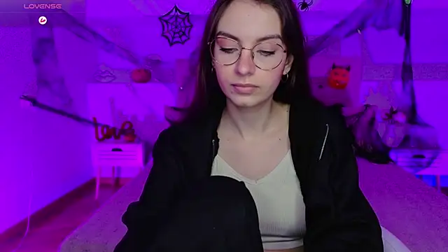 Real cutie1 online show from October 2025 08:32:02 PM