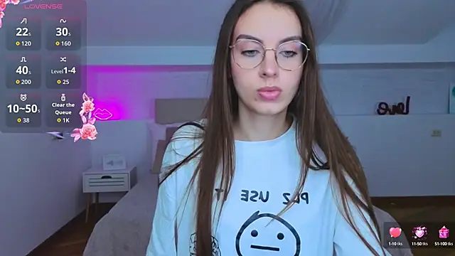 Real cutie1 online show from October 2025 09:04:02 PM