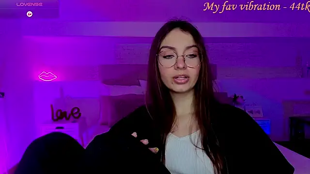 Real cutie1 online show from November 2025 08:34:01 PM