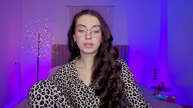 Real cutie1 online show from March 2026 01:37:01 PM