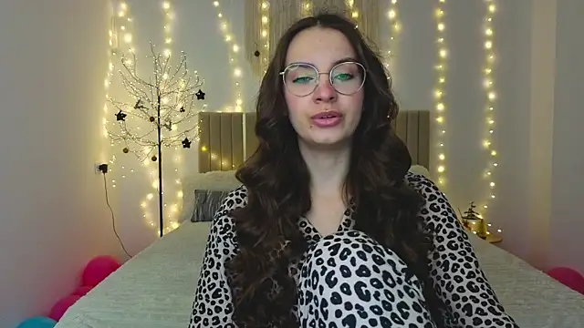 Real cutie1 online show from January 2026 02:01:01 PM