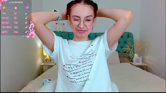 Real cutie1 online show from September 2025 08:52:01 PM