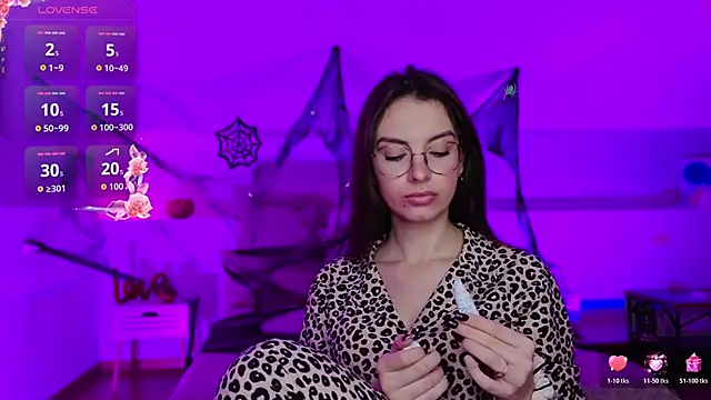 Real cutie1 online show from October 2025 09:35:01 PM