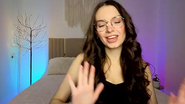 Real cutie1 online show from February 2026 02:14:02 PM