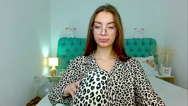 Real cutie1 online show from September 2025 08:48:01 PM