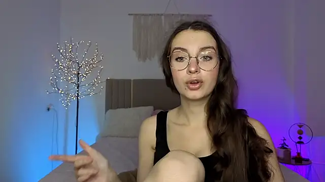 Real cutie1 online show from February 2026 02:05:01 PM