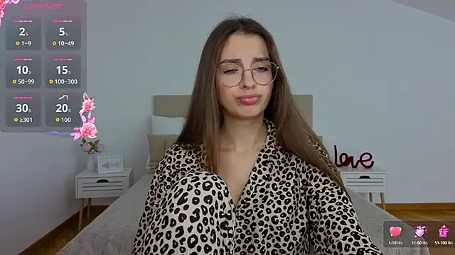 Real cutie1 online show from October 2025 09:16:01 PM