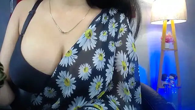 kiara 1122 online show from April 2026 10:21:02 PM
