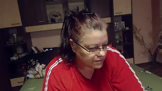 Claudia 71love online show from September 2025 07:47:02 PM
