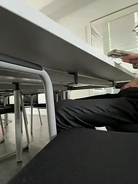 musti312 online show from November 2025 08:52:02 AM