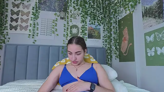 Ashley Pierce online show from September 2025 04:18:01 PM