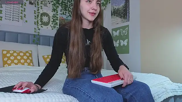 Ashley Pierce online show from September 2025 08:26:02 AM