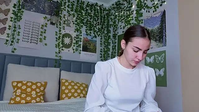 Ashley Pierce online show from October 2025 04:14:02 AM