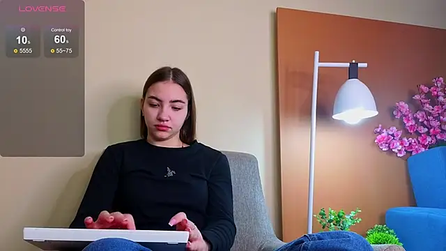 Ashley Pierce online show from October 2025 04:16:01 AM