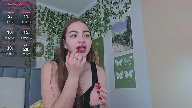 Ashley Pierce online show from September 2025 04:40:02 PM
