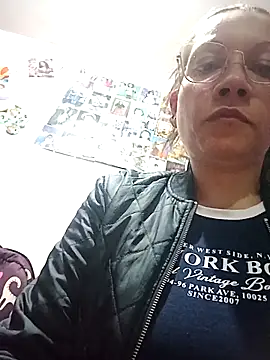 Chriss girl of imaginatio online show from December 2025 11:06:02 PM