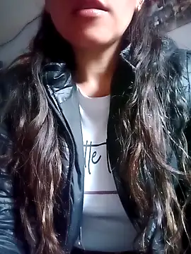 Chriss girl of imaginatio online show from September 2025 03:55:02 PM