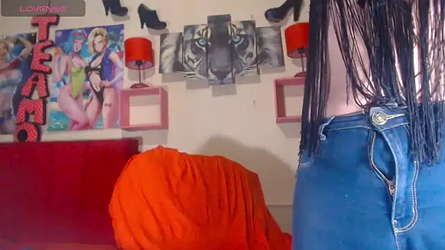 blondehot5v online show from October 2025 03:31:02 PM