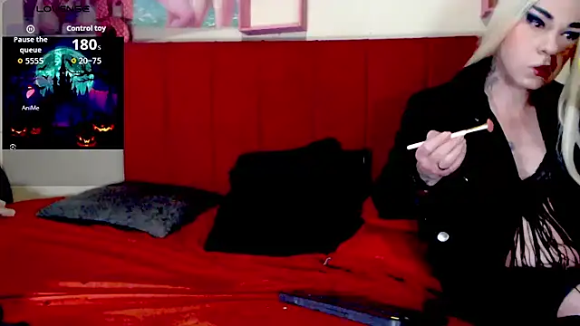 blondehot5v online show from October 2025 12:28:01 PM