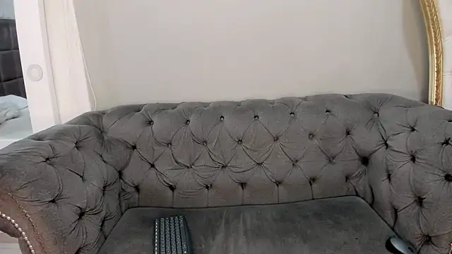 rubyrouge   online show from November 2025 06:12:01 PM