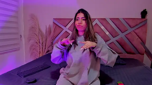 Rachell criss online show from March 2026 04:14:02 AM